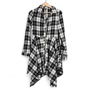NEW w/ Tags-  Black & White Plaid Flannel Dress | Size M (US 6)